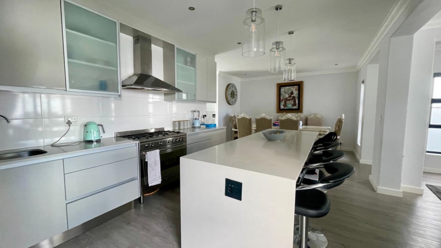3 Bedroom Property for Sale in Sagewood Western Cape